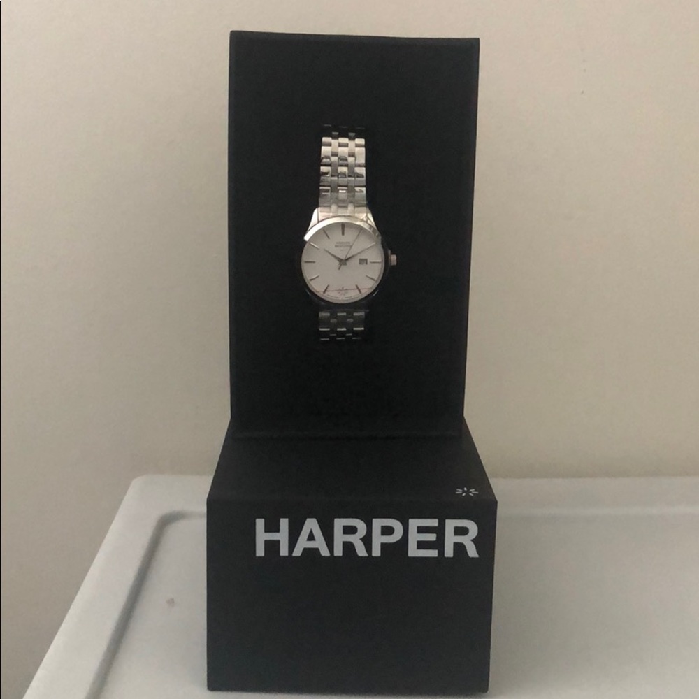 NWT Watch